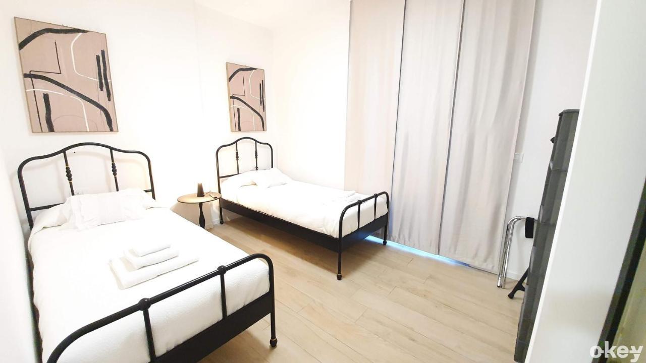 Dimora Beluga - Bari Centro Hotel Ngoại thất bức ảnh