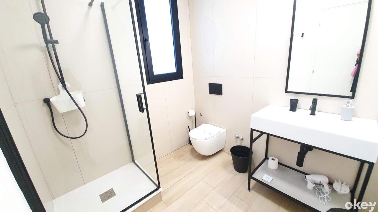 Dimora Beluga - Bari Centro Hotel Ngoại thất bức ảnh