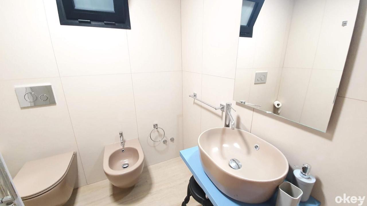 Dimora Beluga - Bari Centro Hotel Ngoại thất bức ảnh
